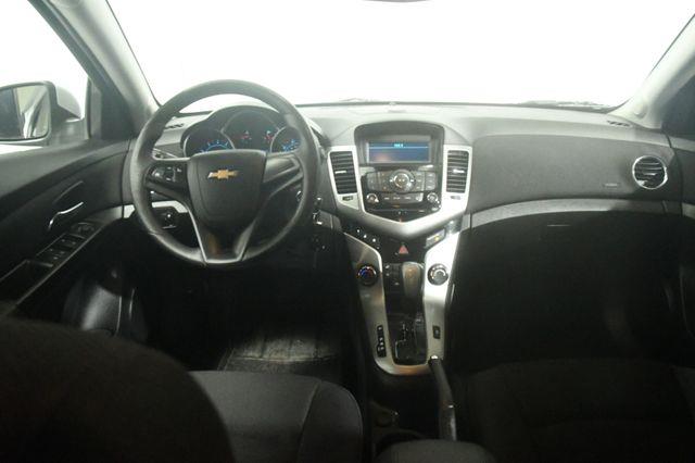 2014 Chevrolet Cruze LT Fleet photo