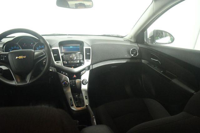 2014 Chevrolet Cruze LT Fleet photo