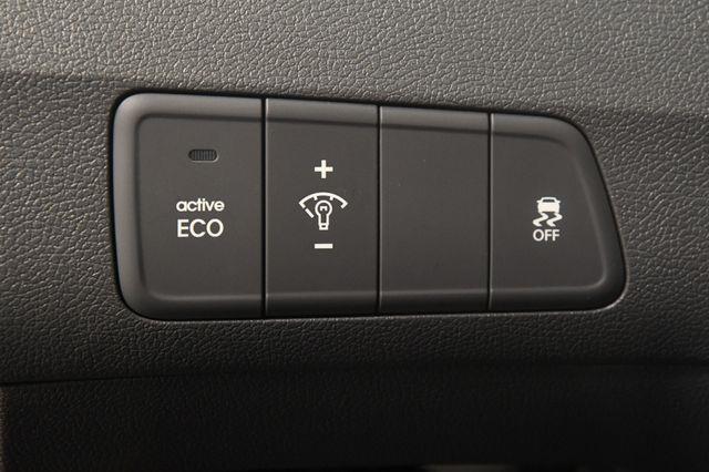 2013 Hyundai Elantra GLS photo