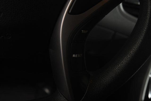 2013 Hyundai Elantra GLS photo