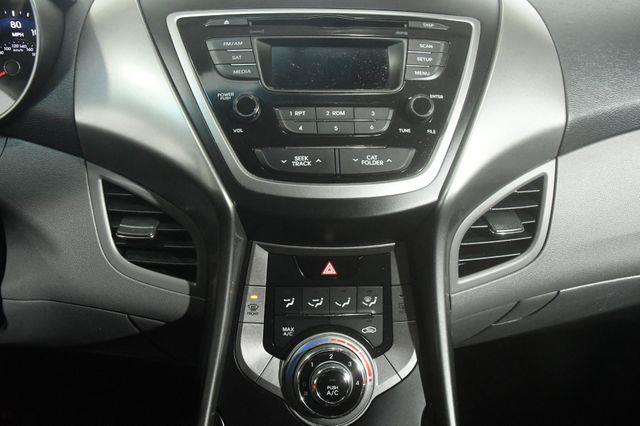2013 Hyundai Elantra GLS photo