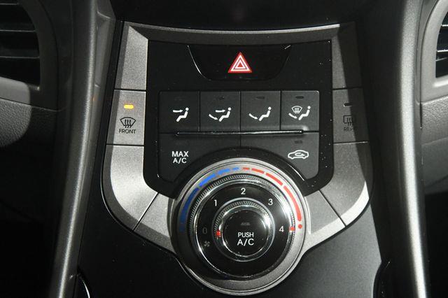 2013 Hyundai Elantra GLS photo