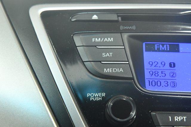 2013 Hyundai Elantra GLS photo