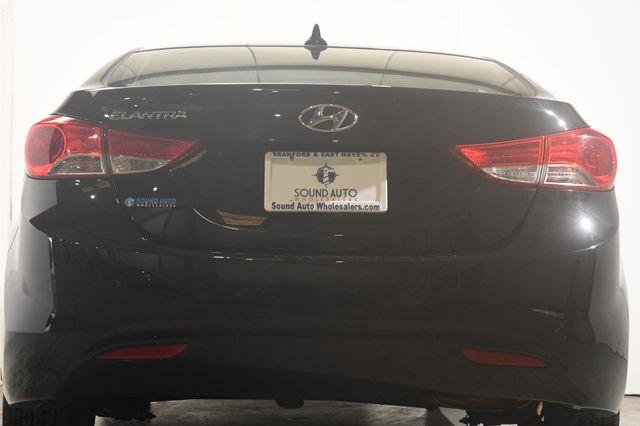 2013 Hyundai Elantra GLS photo