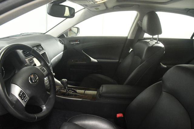 2013 Lexus IS 250 photo