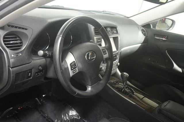 2013 Lexus IS 250 photo