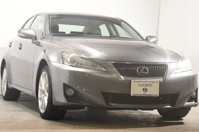 2013 Lexus IS 250 photo