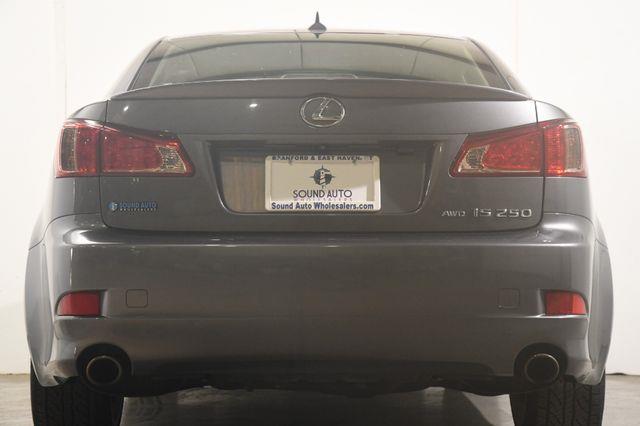 2013 Lexus IS 250 photo