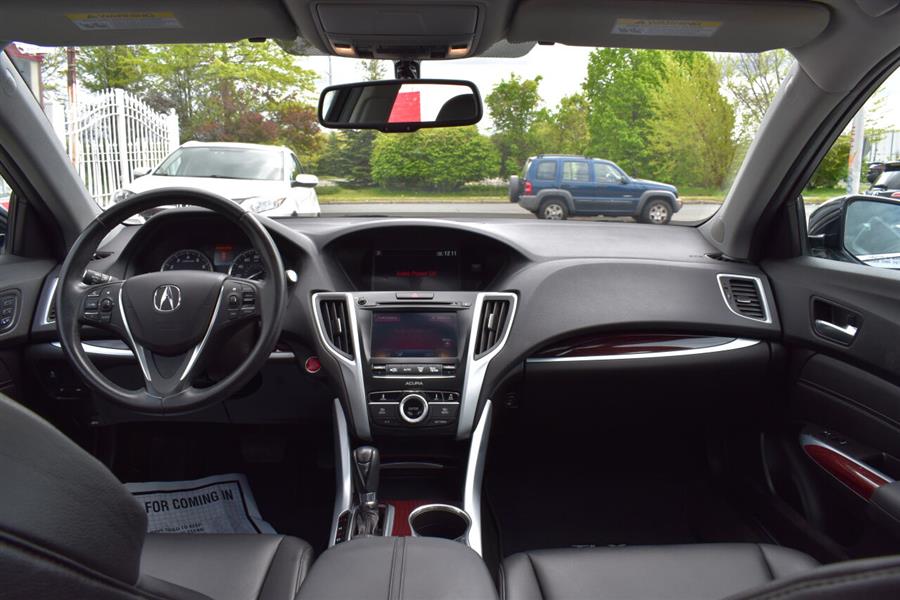 2017 Acura TLX Base 4dr Sedan photo