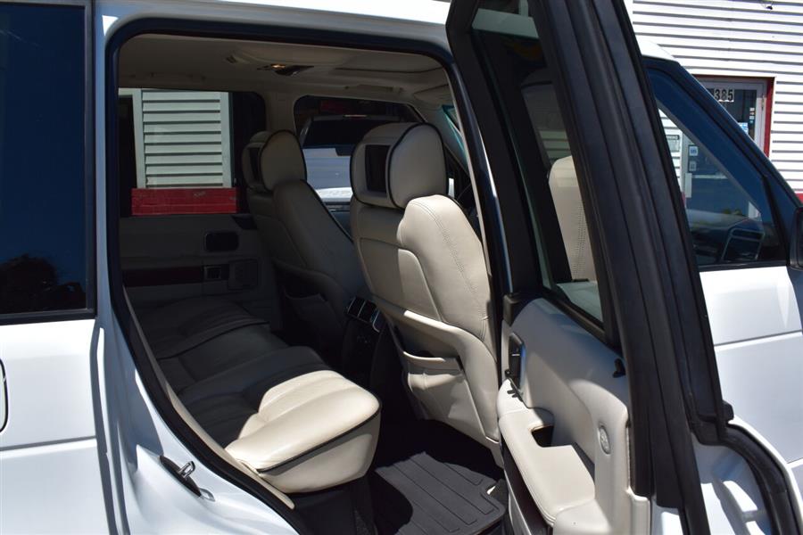 2012 Land Rover Range Rover HSE LUX photo