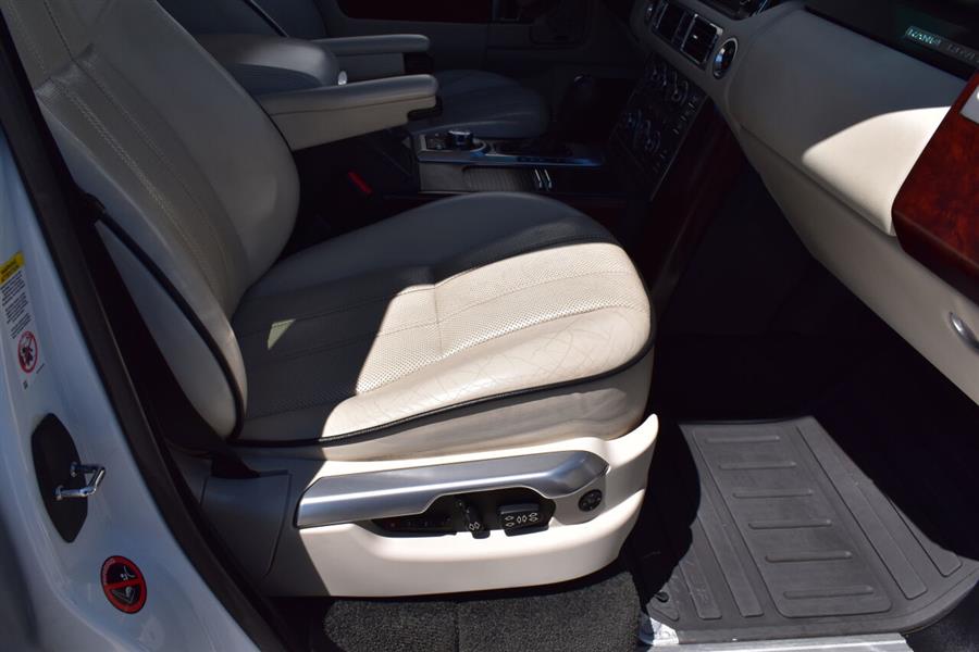 2012 Land Rover Range Rover HSE LUX photo