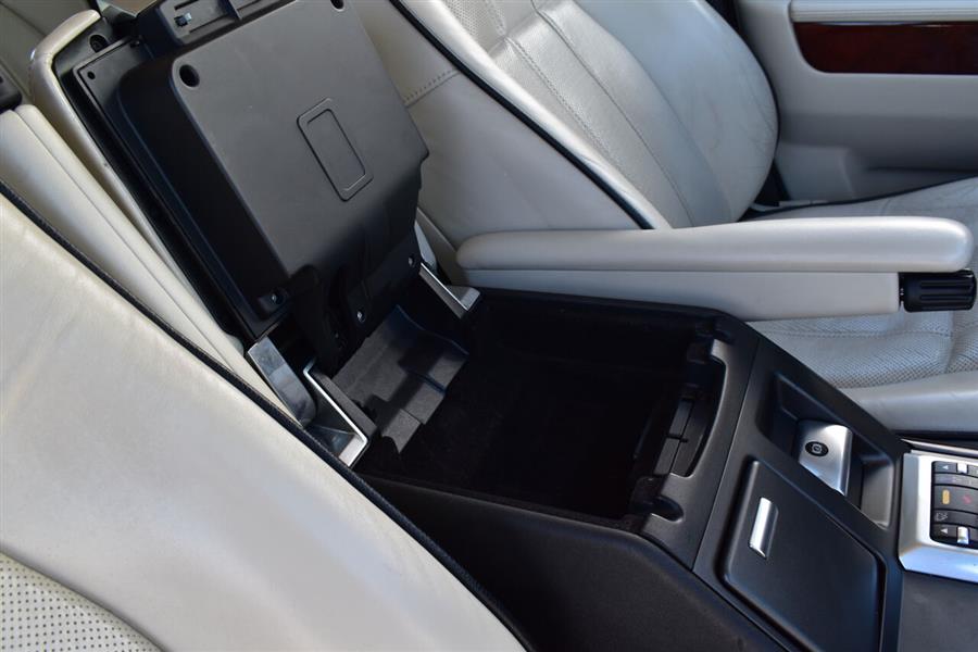 2012 Land Rover Range Rover HSE LUX photo