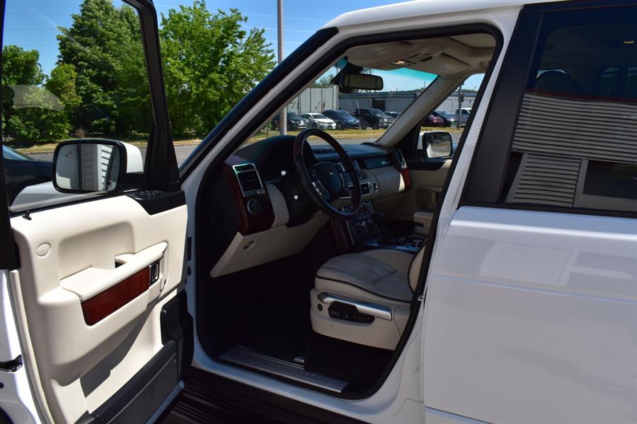 2012 Land Rover Range Rover HSE LUX photo