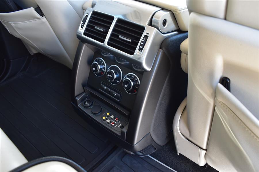 2012 Land Rover Range Rover HSE LUX photo