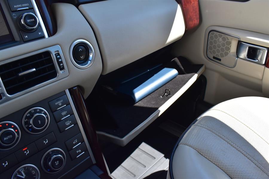 2012 Land Rover Range Rover HSE LUX photo