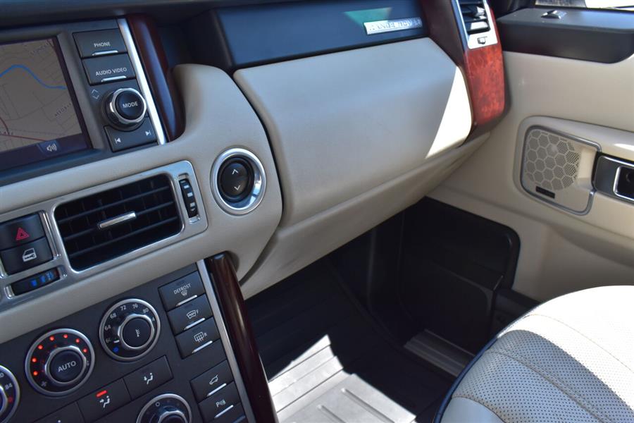 2012 Land Rover Range Rover HSE LUX photo
