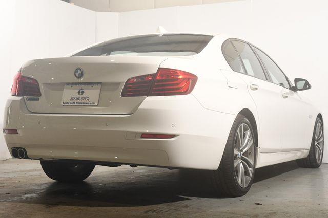 2016 BMW 5-Series 528i Xdrive AWD photo