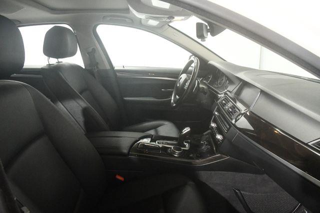 2016 BMW 5-Series 528i Xdrive AWD photo