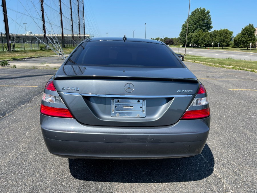 2009 Mercedes-Benz S-Class S550 photo