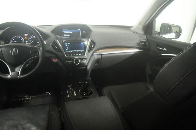 2019 Acura MDX w/Technology Pkg photo