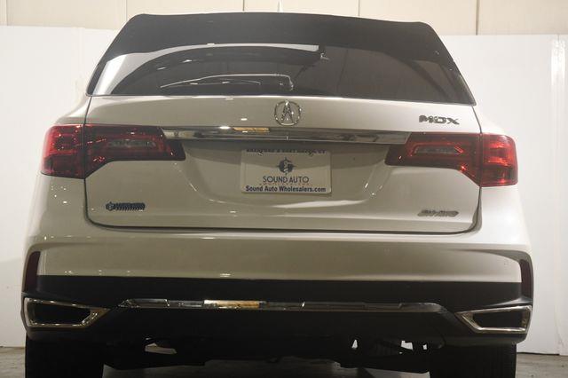 2019 Acura MDX w/Technology Pkg photo