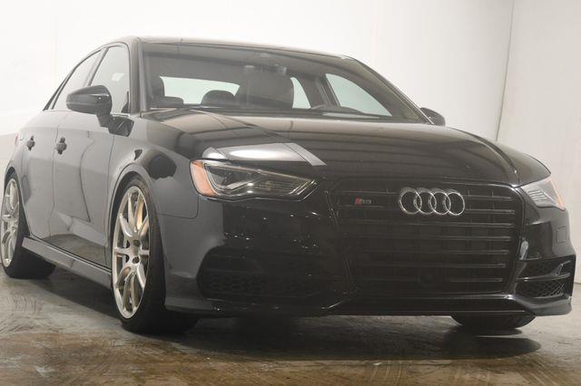 2016 Audi S3 Prestige photo