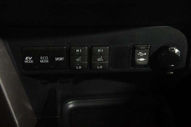 2016 Toyota RAV4 Hybrid Limited w/ Safety Tech photo