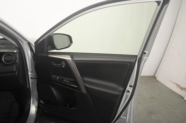 2016 Toyota RAV4 Hybrid Limited w/ Safety Tech photo