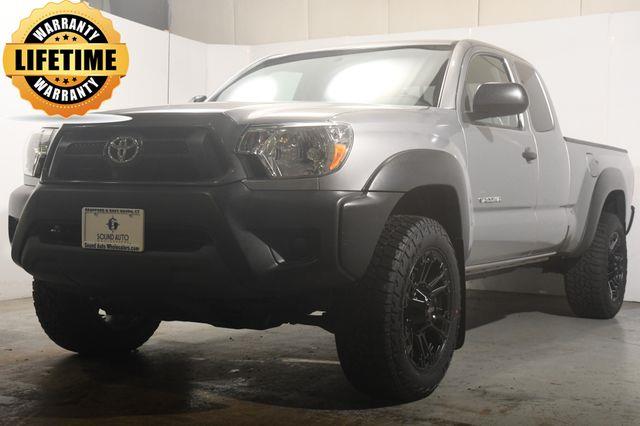 2015 Toyota Tacoma CLOTH photo