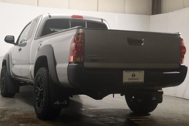 2015 Toyota Tacoma CLOTH photo