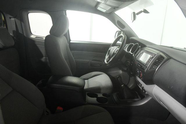 2015 Toyota Tacoma CLOTH photo