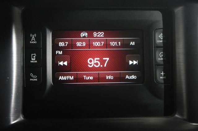 2015 Dodge Charger SE photo