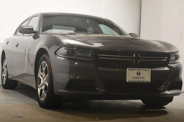 2015 Dodge Charger SE photo