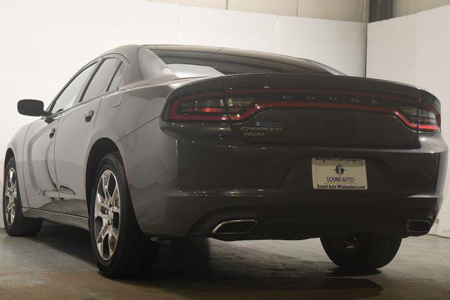 2015 Dodge Charger SE photo