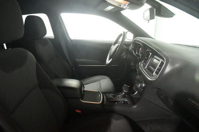2015 Dodge Charger SE photo
