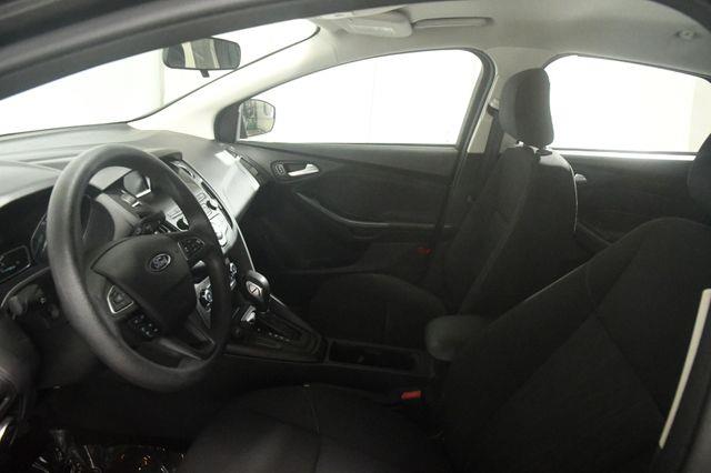 2018 Ford Focus SE photo