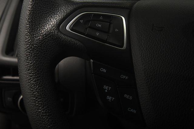 2018 Ford Focus SE photo