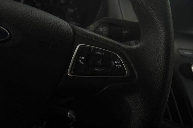 2018 Ford Focus SE photo