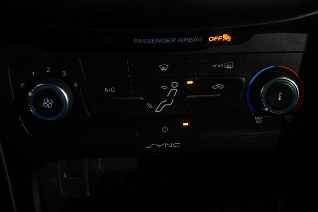 2018 Ford Focus SE photo