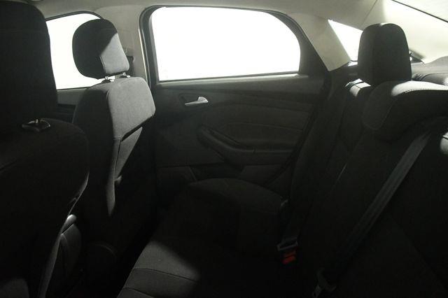 2018 Ford Focus SE photo