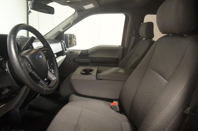 2019 Ford F-150 XLT photo
