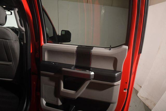 2019 Ford F-150 XLT photo