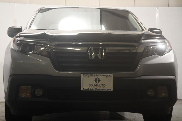 2017 Honda Ridgeline RT photo