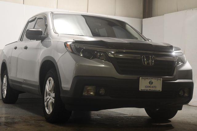 2017 Honda Ridgeline RT photo