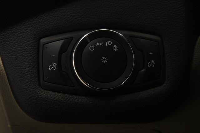 2013 Ford C-Max Hybrid SE photo