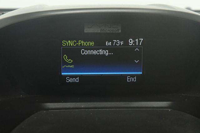 2013 Ford C-Max Hybrid SE photo