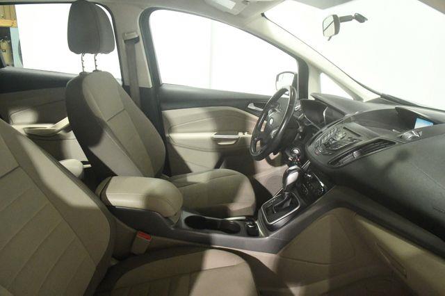 2013 Ford C-Max Hybrid SE photo