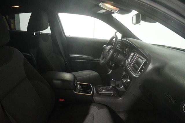 2015 Dodge Charger SE photo