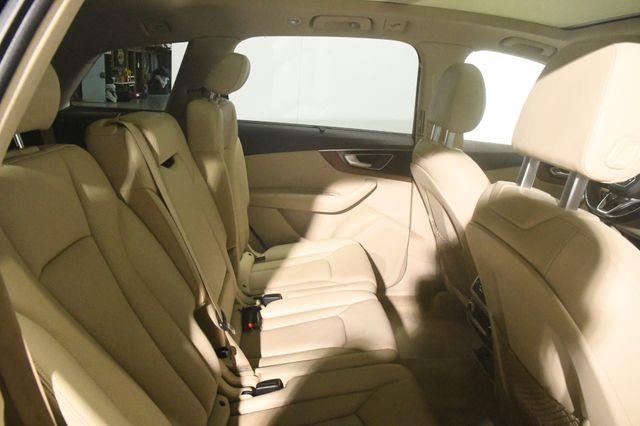 2017 Audi Q7 Premium Plus w/ Virtual Cockpi photo