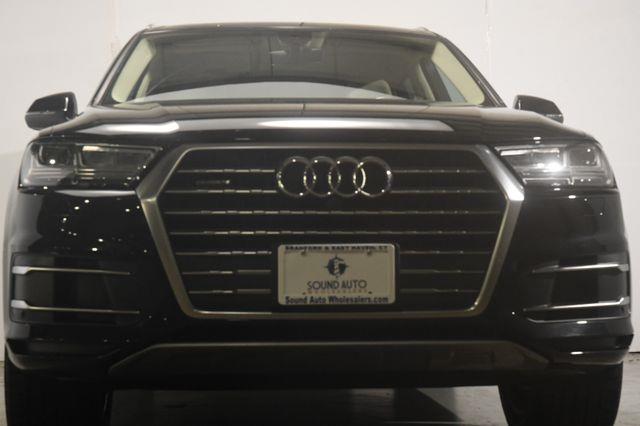 2017 Audi Q7 Premium Plus w/ Virtual Cockpi photo